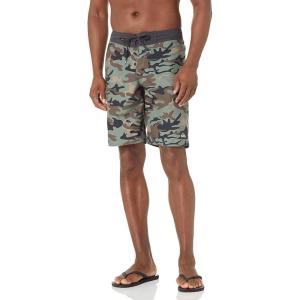 imageQuiksilver Mens Standard Everyday 21quot Board ShortsThyme Everyday Camo